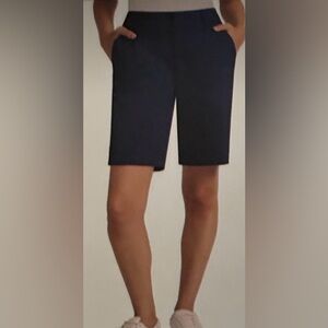 Matty M Women's Navy Bermuda Shorts, size XL